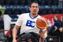 Team BC wheelchair basketball splits pair of games